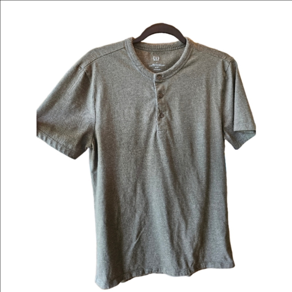 Gap Everyday Soft Men's Gray Henley T-Shirt Size MEDIUM